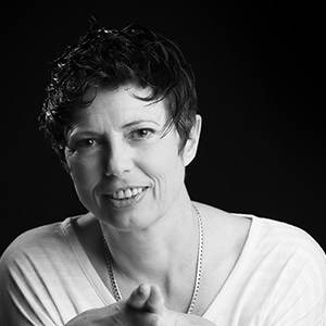 iconic live show and entertainment dragone